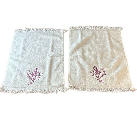 Vintage Embroidered Cherub White Towel Set - Picture 6 of 6